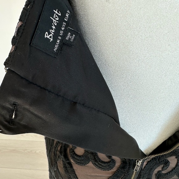 Black Cream Lace Elegant Midi Dress| Bardot|Size 4/XS - Picture 8 of 9